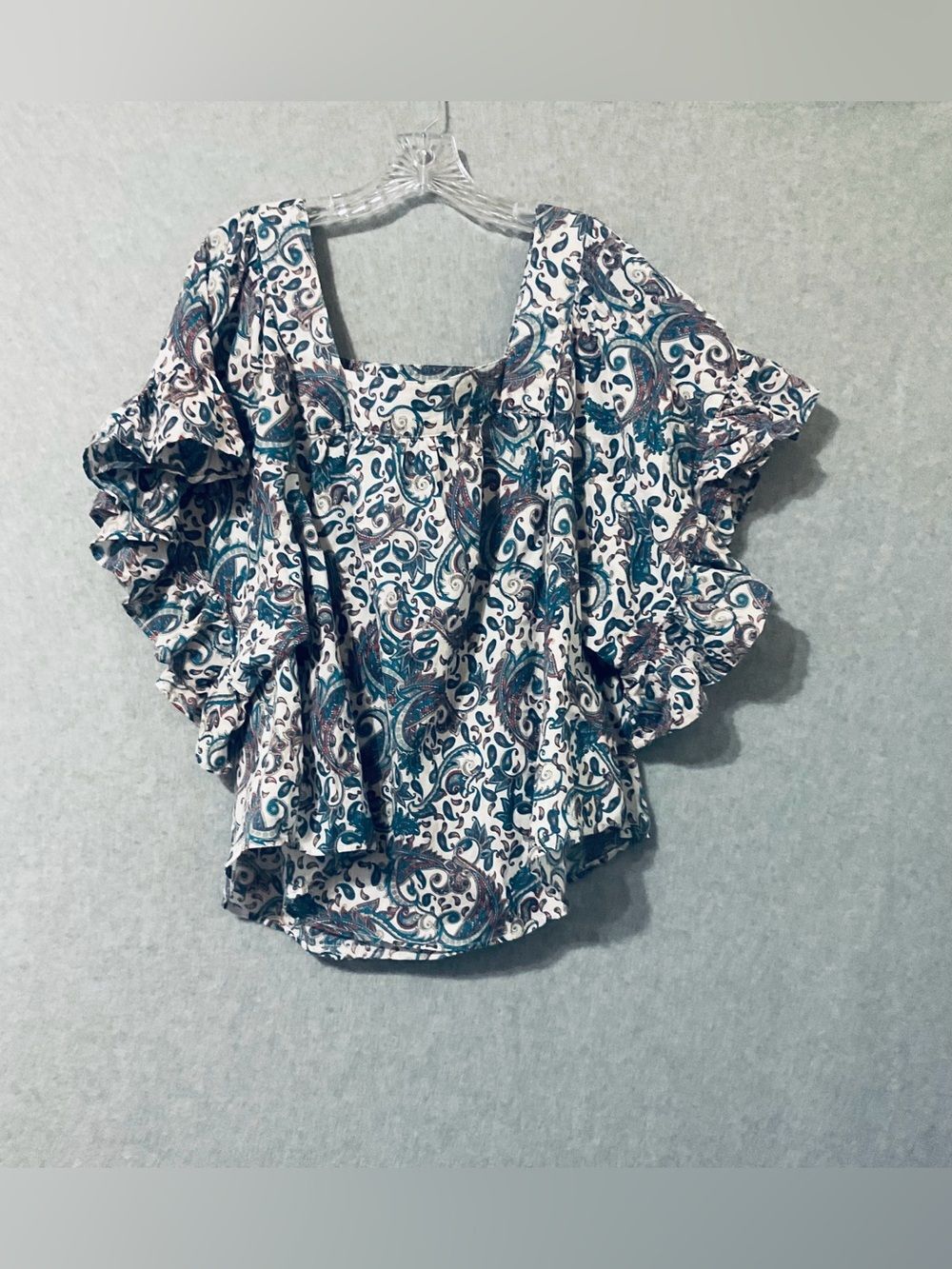 Terra & Sky Women’s White Paisley Ruffle Sleeve  off- shoulder Top Sz 1X